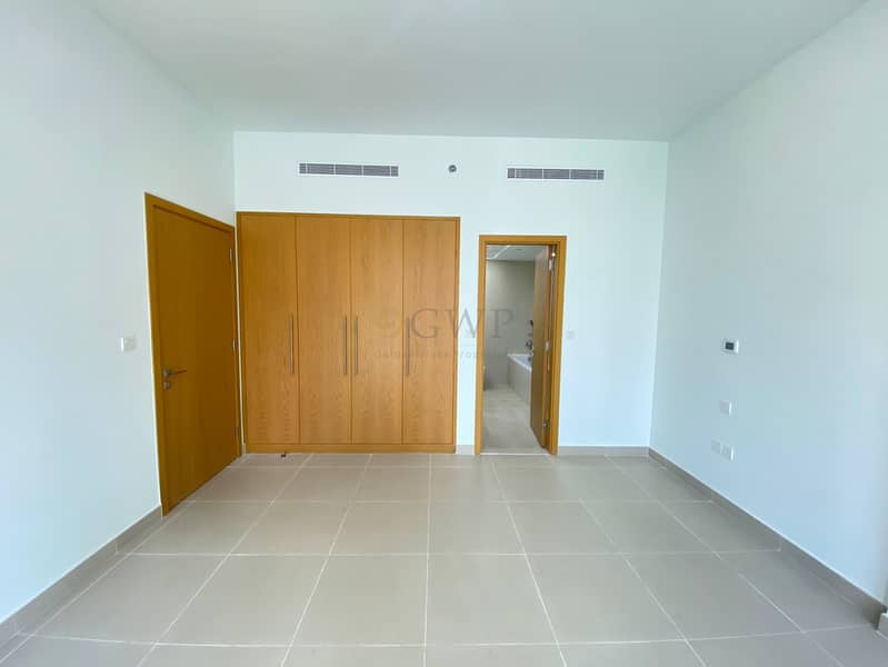 Exclusive | Mid Level | With Appliances | Vacant - Image 7