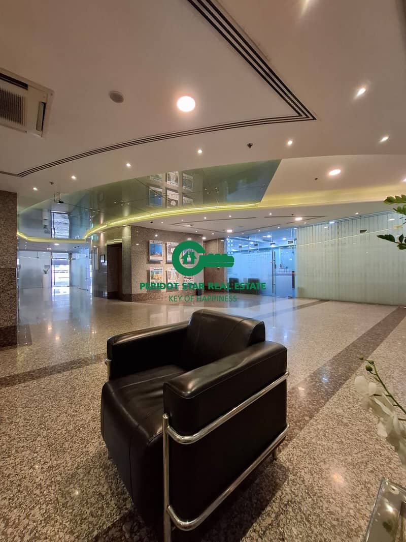 4BHK APARTMENT FOR FAMILY CLOSED TO SHARAF DG METRO STATION AND CLOSED TO SUPER MARKET AND HUGE LAYOUT - Image 9