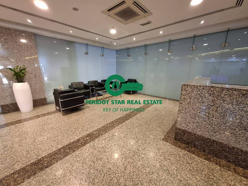 4BHK APARTMENT FOR FAMILY CLOSED TO SHARAF DG METRO STATION AND CLOSED TO SUPER MARKET AND HUGE LAYOUT - Image 11