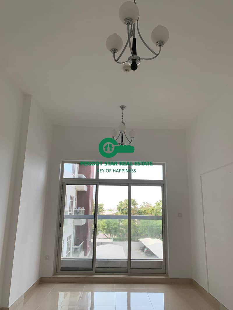 Al Manal Residence 2 – Stylish 2BR Apartment with Great Amenities