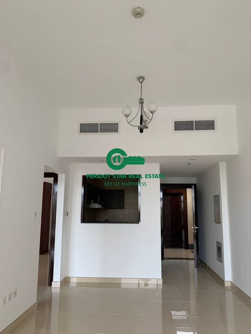 Al Manal Residence 2 – Stylish 2BR Apartment with Great Amenities