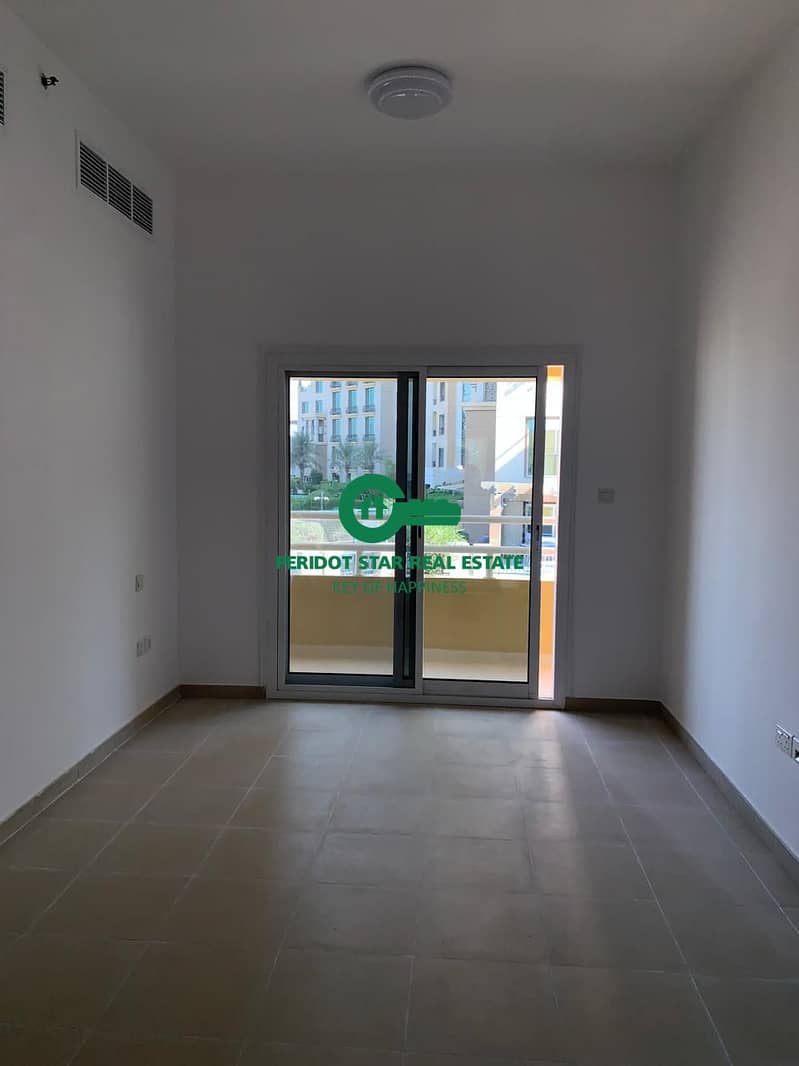 Modern 1BR Apartment for Rent in S Residence – Prime City Living