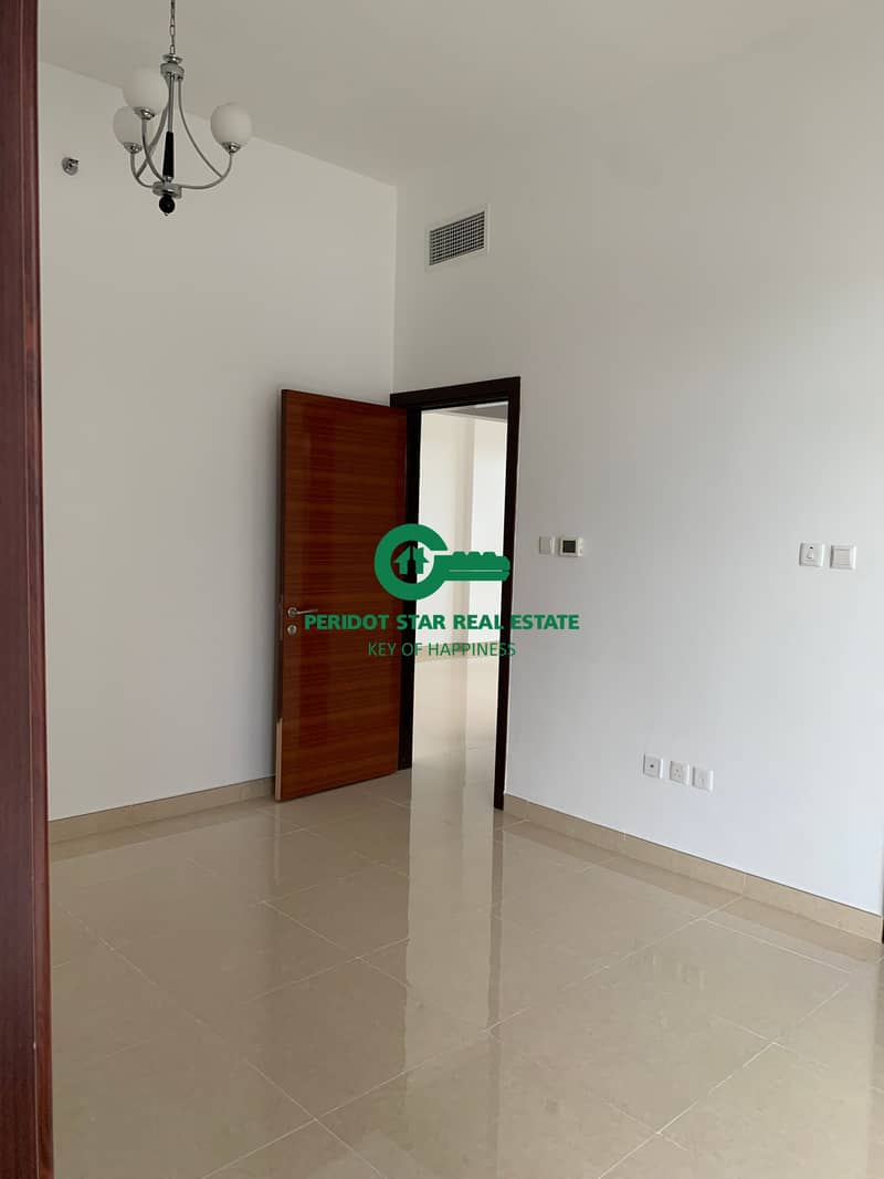 Al Manal Residence 2 – Stylish 2BR Apartment with Great Amenities