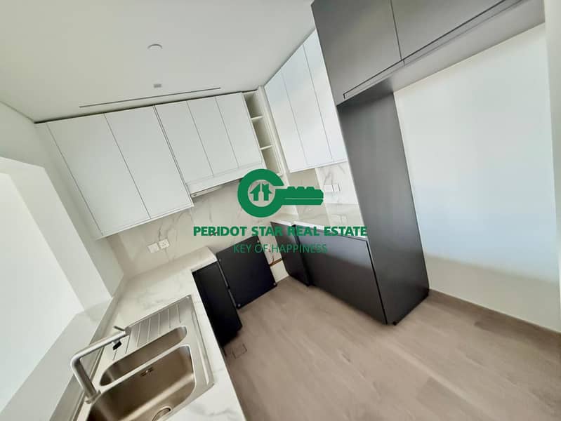 Beautiful 2BR Apartment in Al Badia Living D