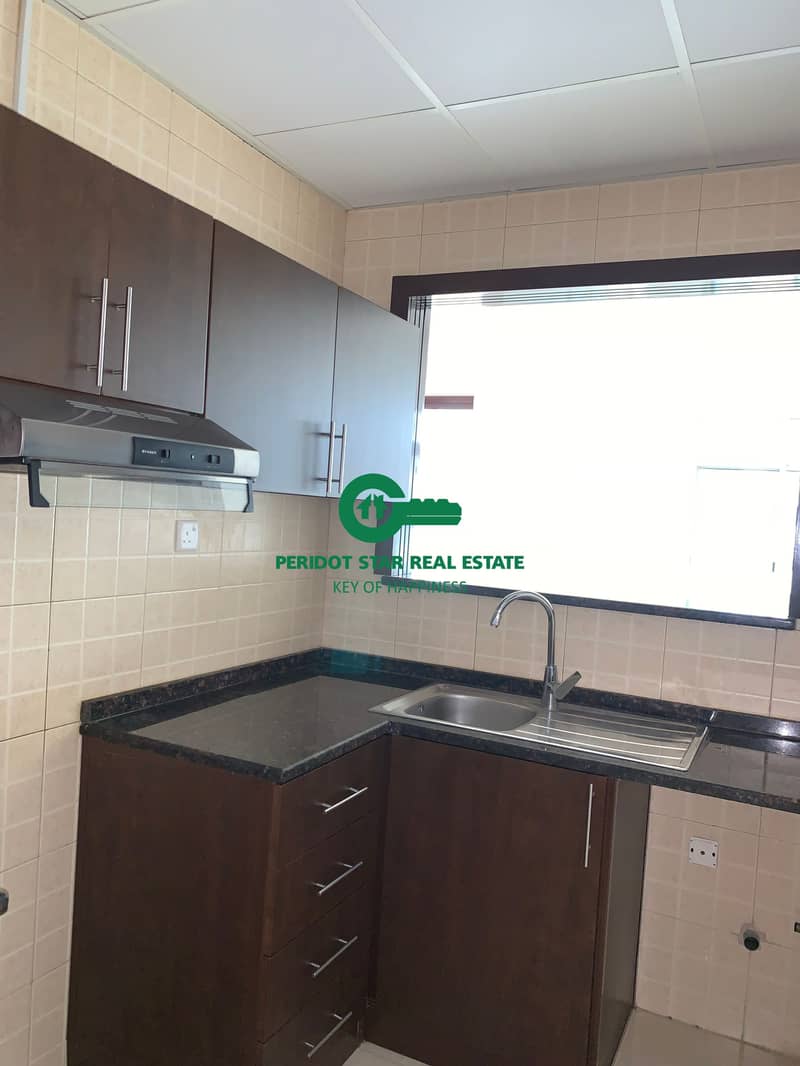 Al Manal Residence 2 – Stylish 2BR Apartment with Great Amenities - Image 8