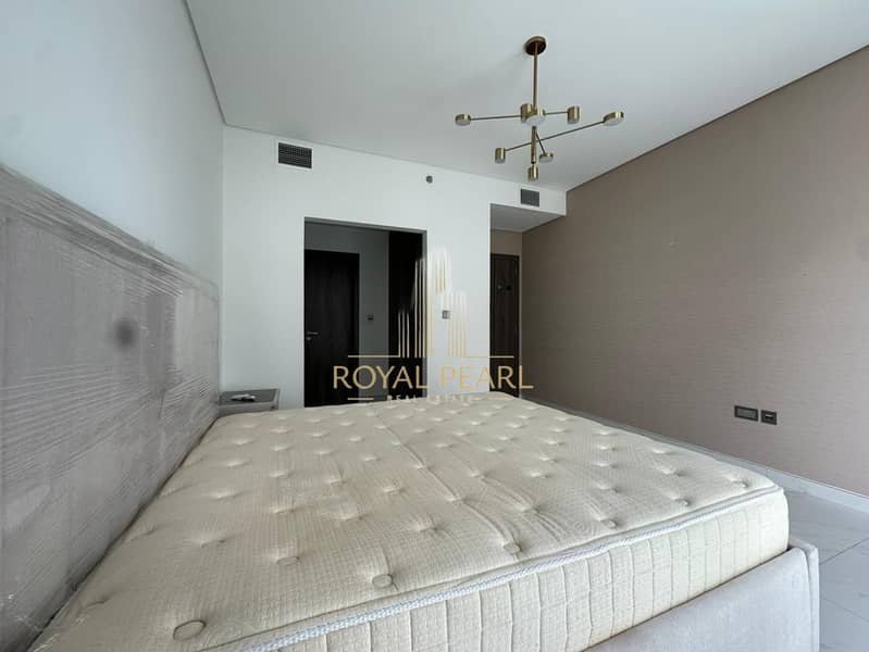 CORNER UNIT/FULLY FURNISHED/Community & LAGOON VIEWS