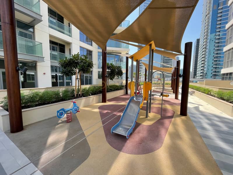 Exclusive | Mid Level | With Appliances | Vacant - Image 19