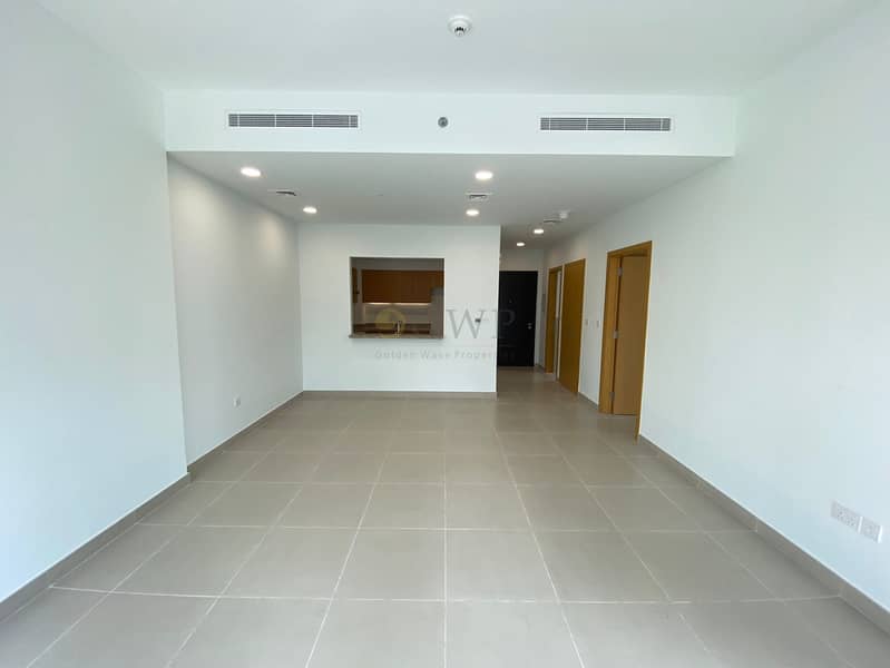 Exclusive | Mid Level | With Appliances | Vacant - Image 25