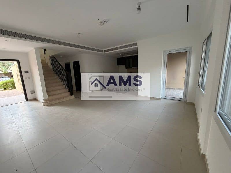 Back to Back I Closed to Pool and Park I Maid Room