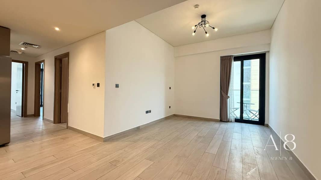 Best Price | Spacious 3 Bed | 2 Balconies