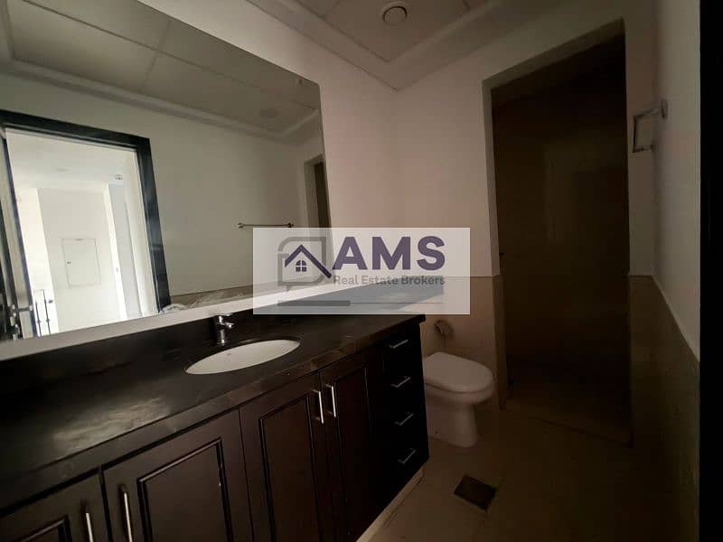 Back to Back I Closed to Pool and Park I Maid Room - Image 14