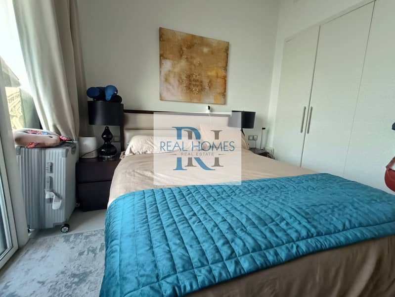 Fully furnished | Cheapest Price || Close to Exit|