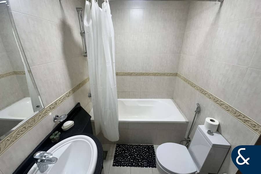 High Floor | Sea View | 1 Bedroom Apartment - Image 6