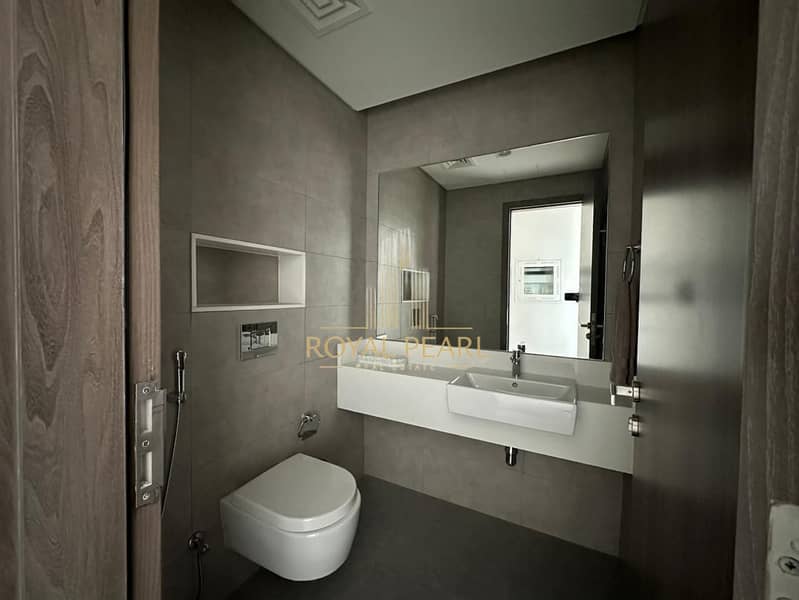 CORNER UNIT/FULLY FURNISHED/Community & LAGOON VIEWS - Image 11