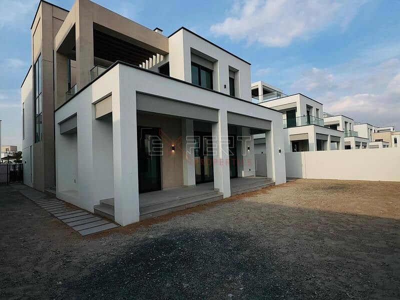 Private Community | High-End Finishing | Ideal Location