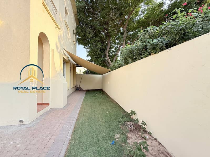 SPACIOUS / BACK TO BACK / BIG LAYOUT / TYPE 4E - Image 18