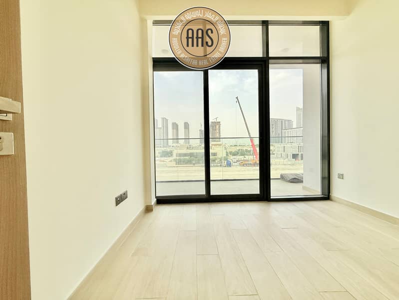 Burj Khalifa + lagoon view •• chiller free •• good size •• best layout •• multiple options •• ready to move - Image 14