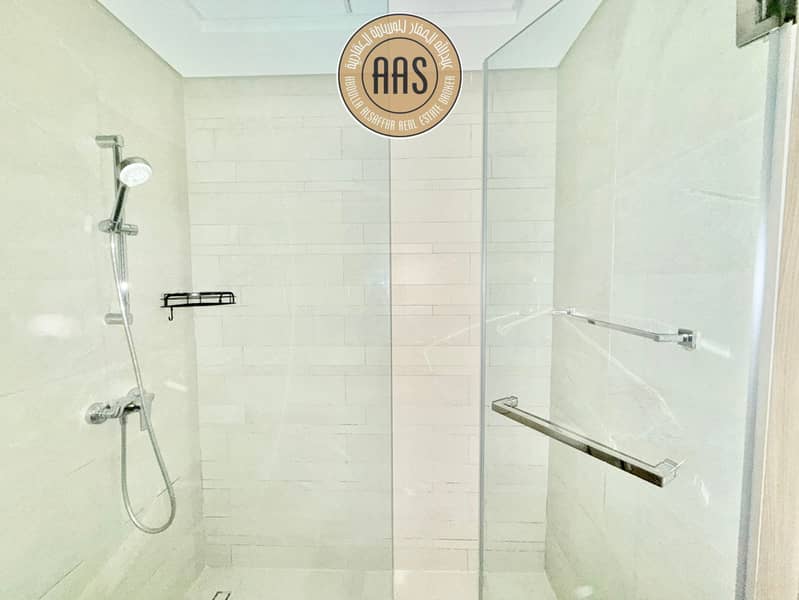 Burj Khalifa + lagoon view •• chiller free •• good size •• best layout •• multiple options •• ready to move - Image 21