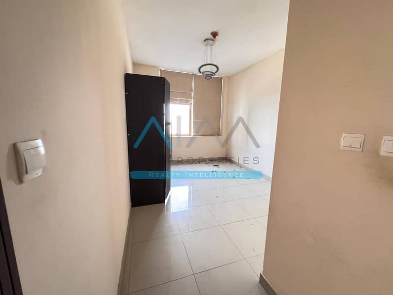 Excellent Deal! 1 BR in The Manhattan Tower - Ready to Move 59,999/-AED - Image 7