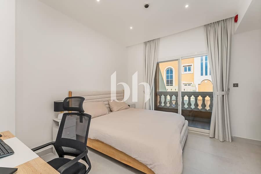 Exclusive | Fully Upgraded | Vacant On Transfer - Image 10