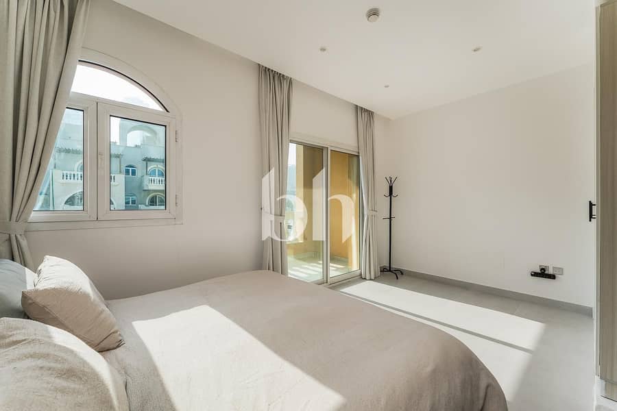 Exclusive | Fully Upgraded | Vacant On Transfer - Image 12