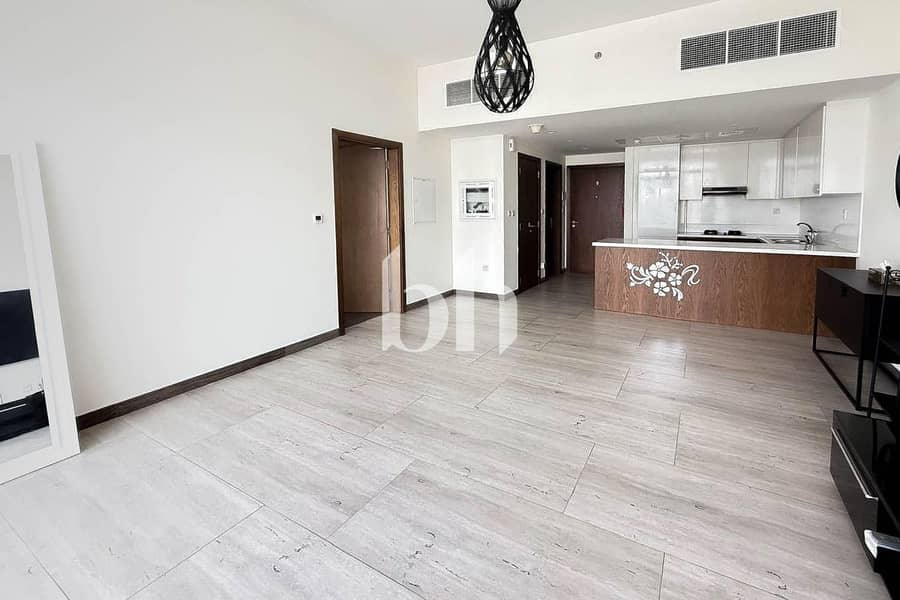 6 Cheques | Unfurnished | With Parking and Balcony - Image 6