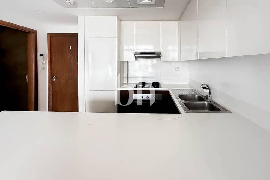 6 Cheques | Unfurnished | With Parking and Balcony - Image 7