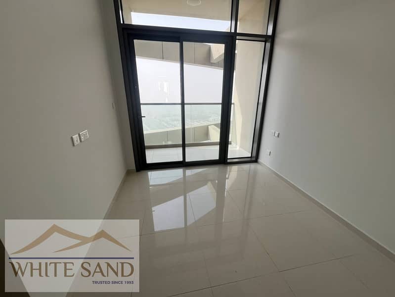 BRAND NEW -READY TO MOVE IN 2 B/R HALL FOR RENT -AYKON TOWER C