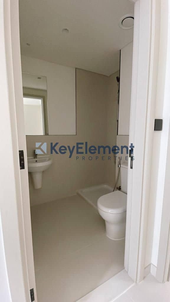 Stunning Marina Views | High Floor | Vacant - Image 17