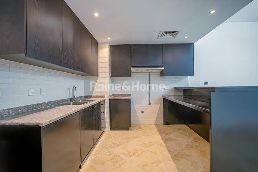 Upgraded-Mall View - 2 Baths - Vacant in May 2026