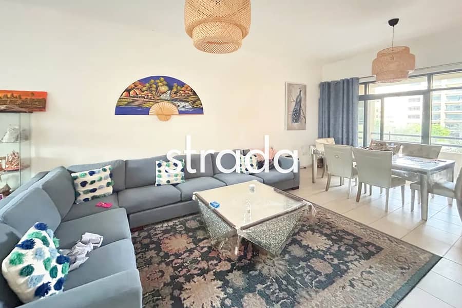 2 Bed + Study | Pool View | Vacant - Image 13