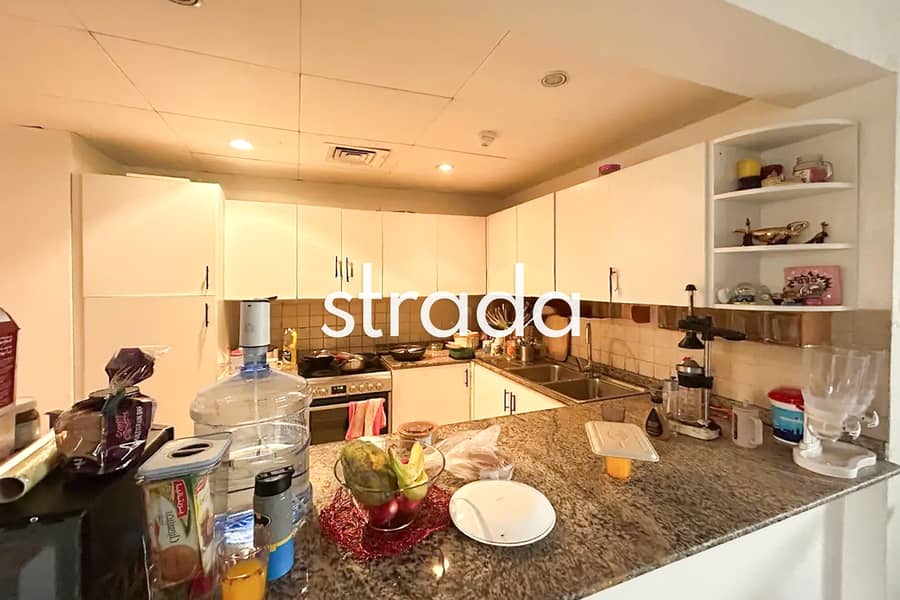 2 Bed + Study | Pool View | Vacant - Image 17