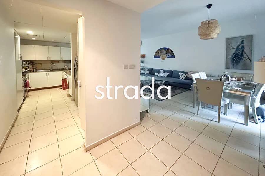 2 Bed + Study | Pool View | Vacant - Image 21