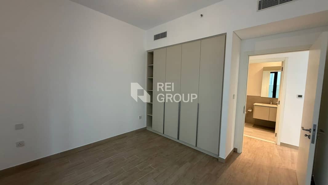 Low Floor I Rented I Prime Location