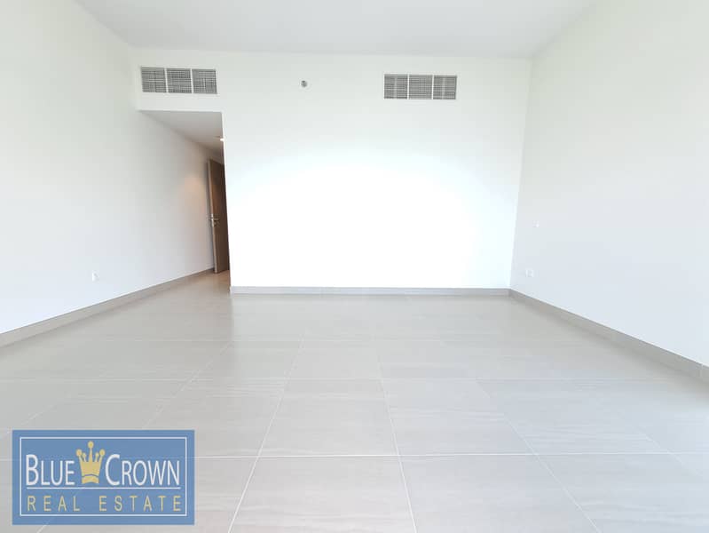 Sunny Apartment! Prime location! 2BR + Maids Room! Kitchen Appliances - Image 7