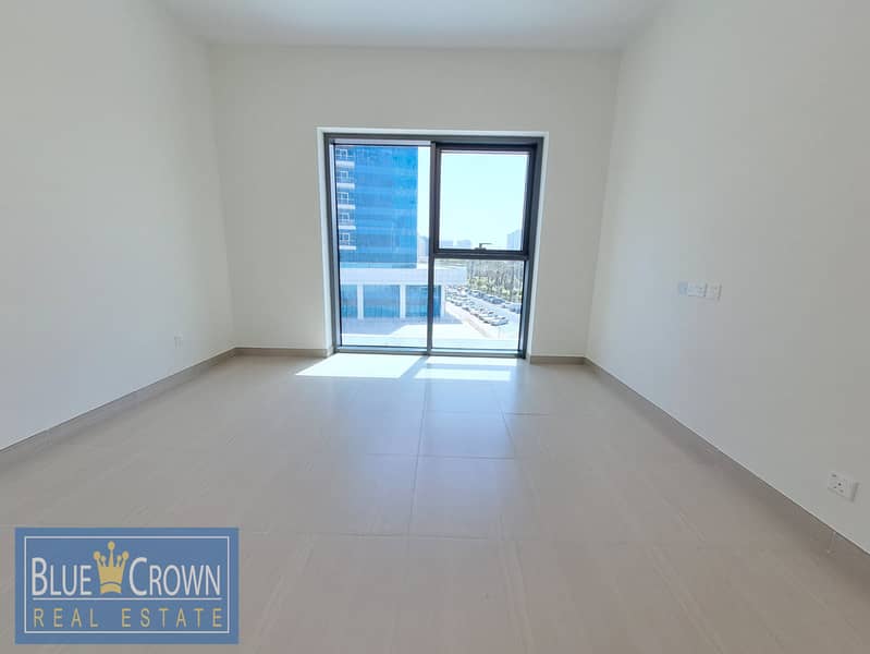 Sunny Apartment! Prime location! 2BR + Maids Room! Kitchen Appliances - Image 8