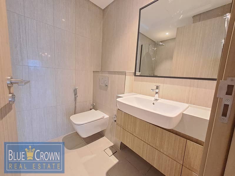 Sunny Apartment! Prime location! 2BR + Maids Room! Kitchen Appliances - Image 17