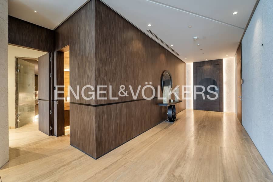 Luxurious | Half-Floor | Canal Views - Image 14