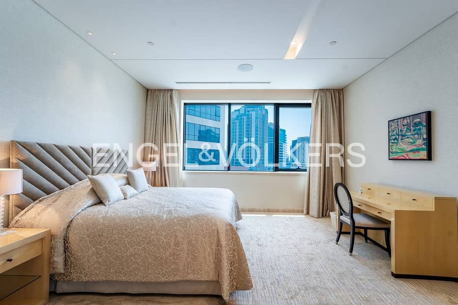 Luxurious | Half-Floor | Canal Views - Image 19