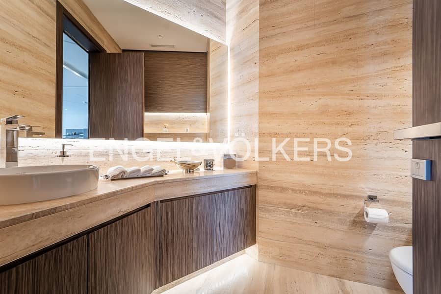 Luxurious | Half-Floor | Canal Views - Image 29