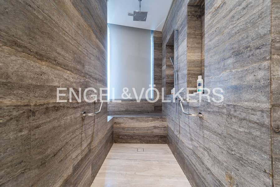 Luxurious | Half-Floor | Canal Views - Image 30