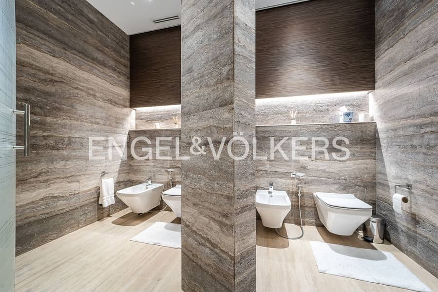 Luxurious | Half-Floor | Canal Views - Image 31