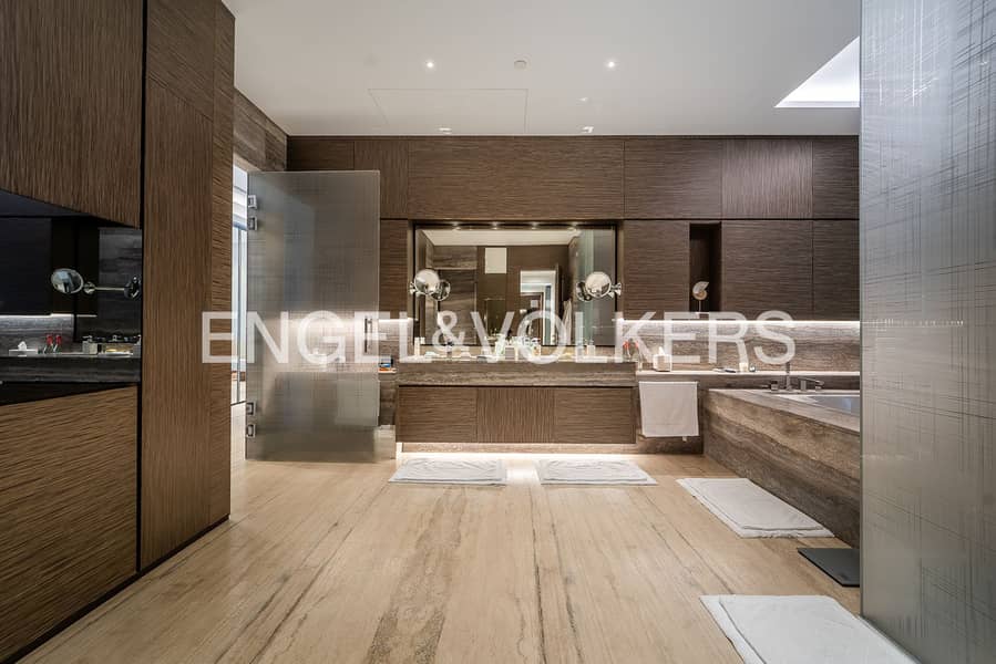 Luxurious | Half-Floor | Canal Views - Image 33