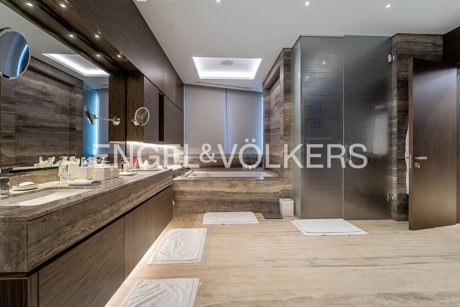 Luxurious | Half-Floor | Canal Views - Image 34