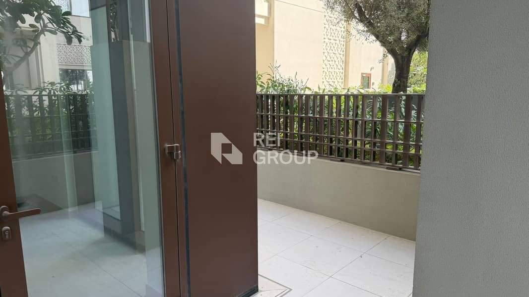 Low Floor I Rented I Prime Location - Image 10