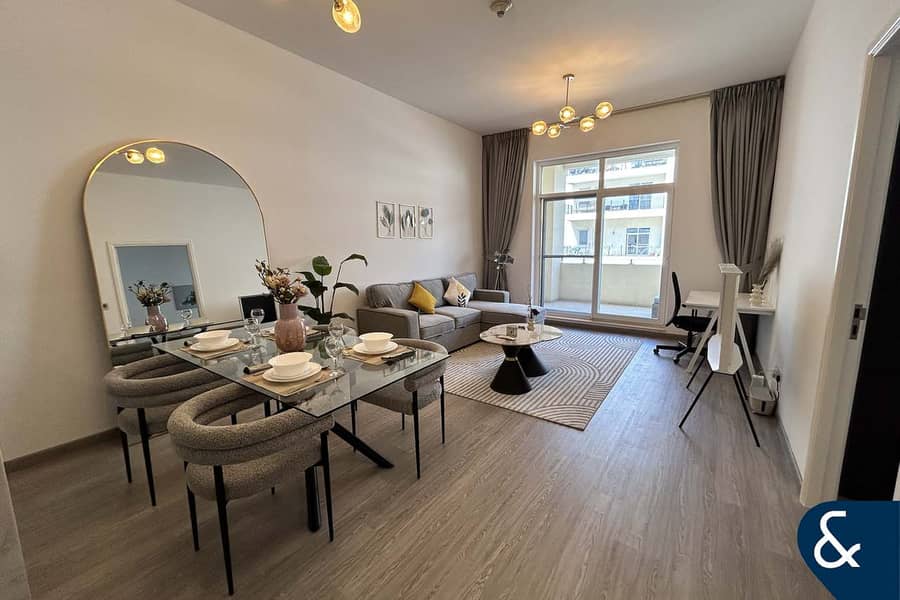 1 Bed I Fully Upgraded I Vacant On Transfer