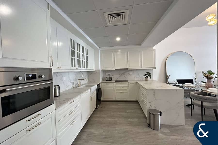 1 Bed I Fully Upgraded I Vacant On Transfer