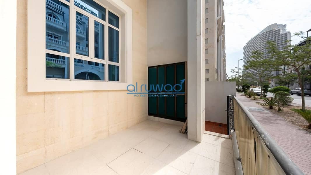 Hot Deal | Upgraded Unit | Fitted Kitchen - Image 7