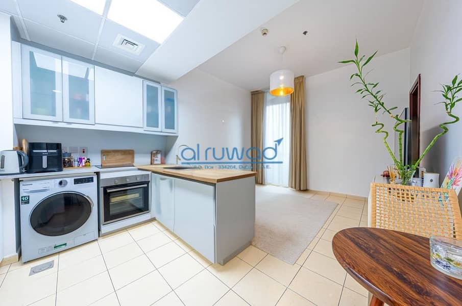 Hot Deal | Upgraded Unit | Fitted Kitchen - Image 8