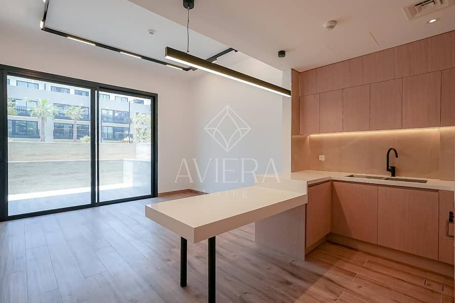 Best Deal I Pool View | Largest Layout